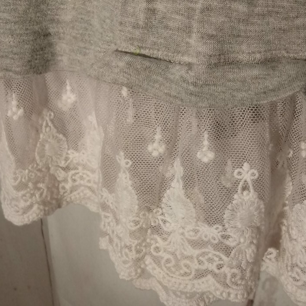 Top - Picture 3 of 4